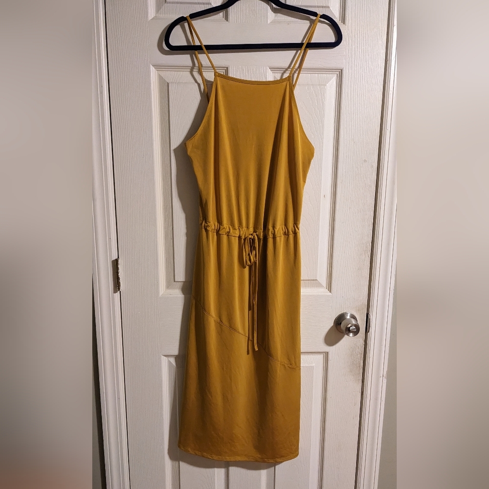 Zara Golden Yellow Midi Dress M Sleeveless Spaghetti Strap Casual Summer